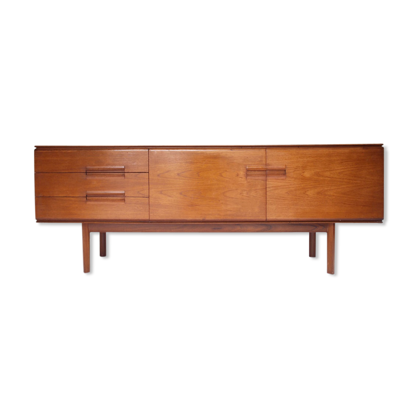 Scandinavian sideboard White & Newton