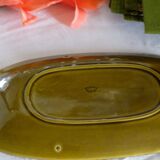 Plat de service ovale ancien vert olive  Gien France