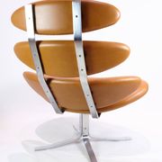 Corona Lounge Chair Model EJ 5 Made In Walnut Elegance Leather By Poul M. Volther