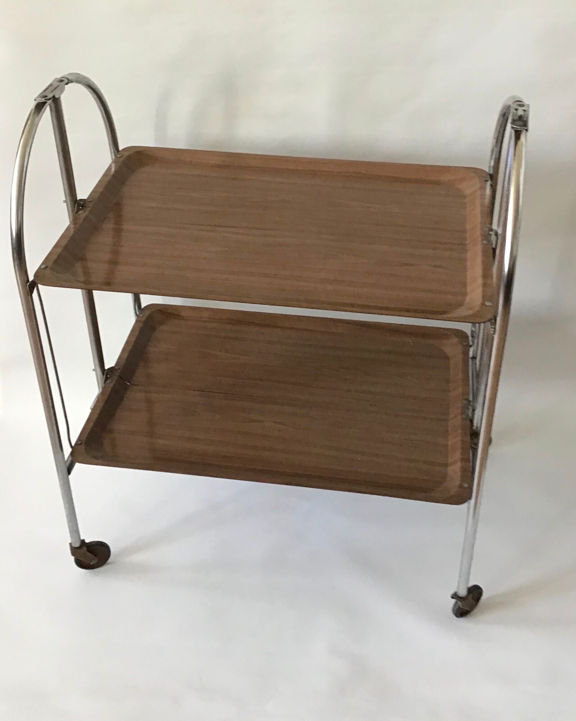 Rolling dessert in formica 70s