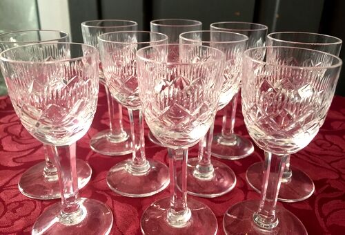 Suite of 10 Lemberg Crystal de Lorraine drips