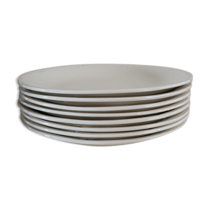 8 assiettes ivoire Gien