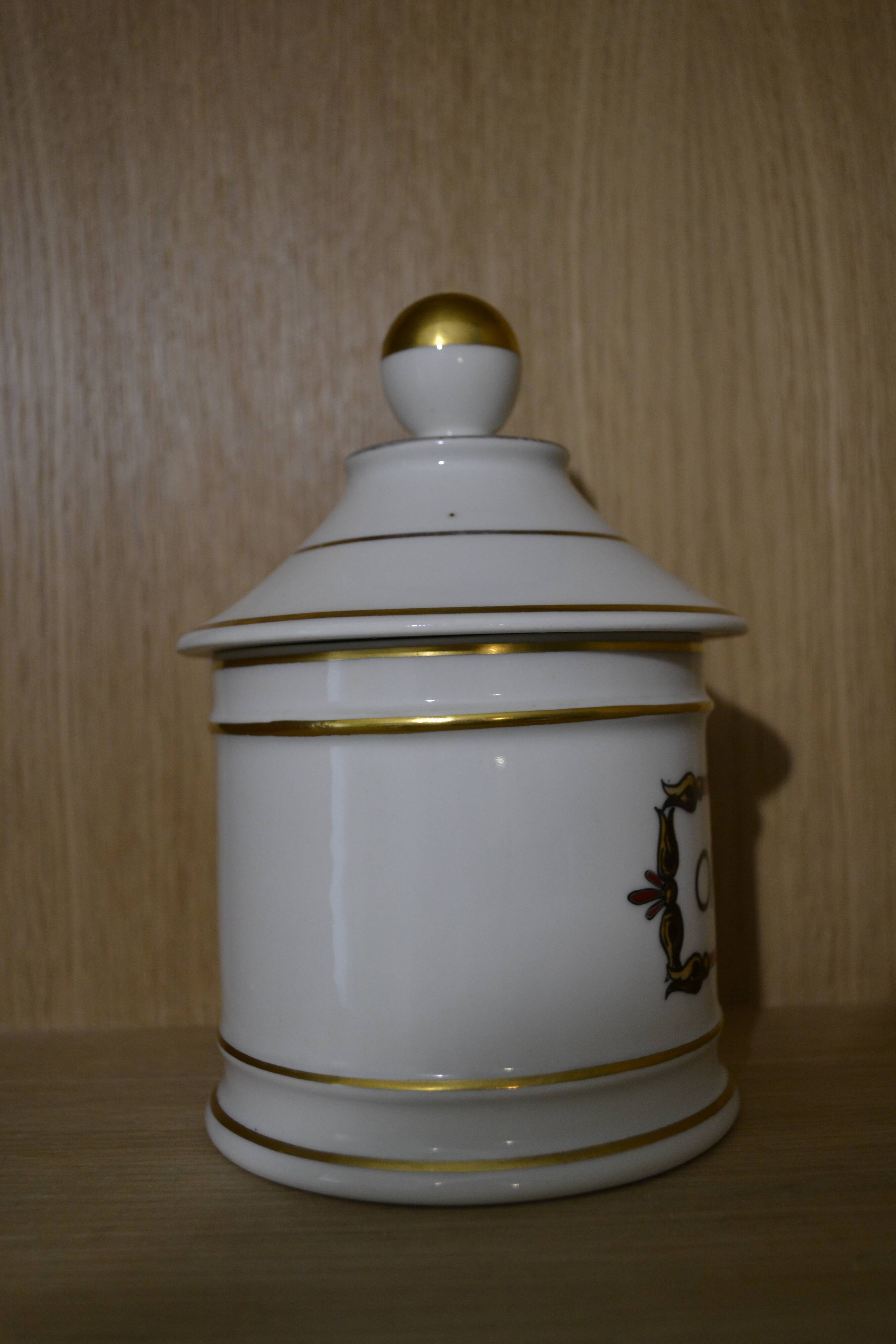 Apothecary pot Opium