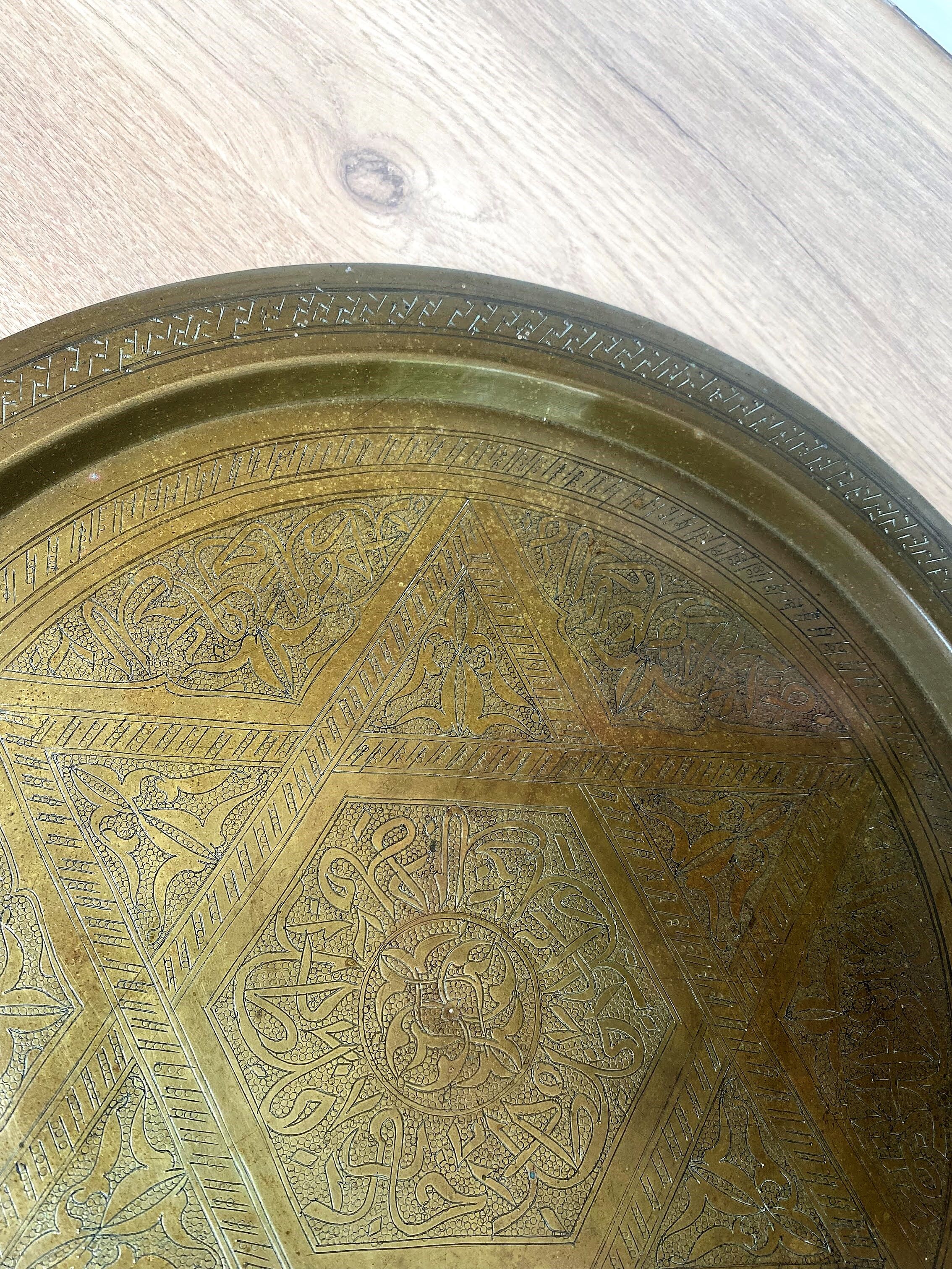 Oriental chissed copper top