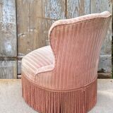 Pale pink toad armchair