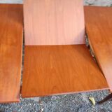 Table tonneau scandinave extensible