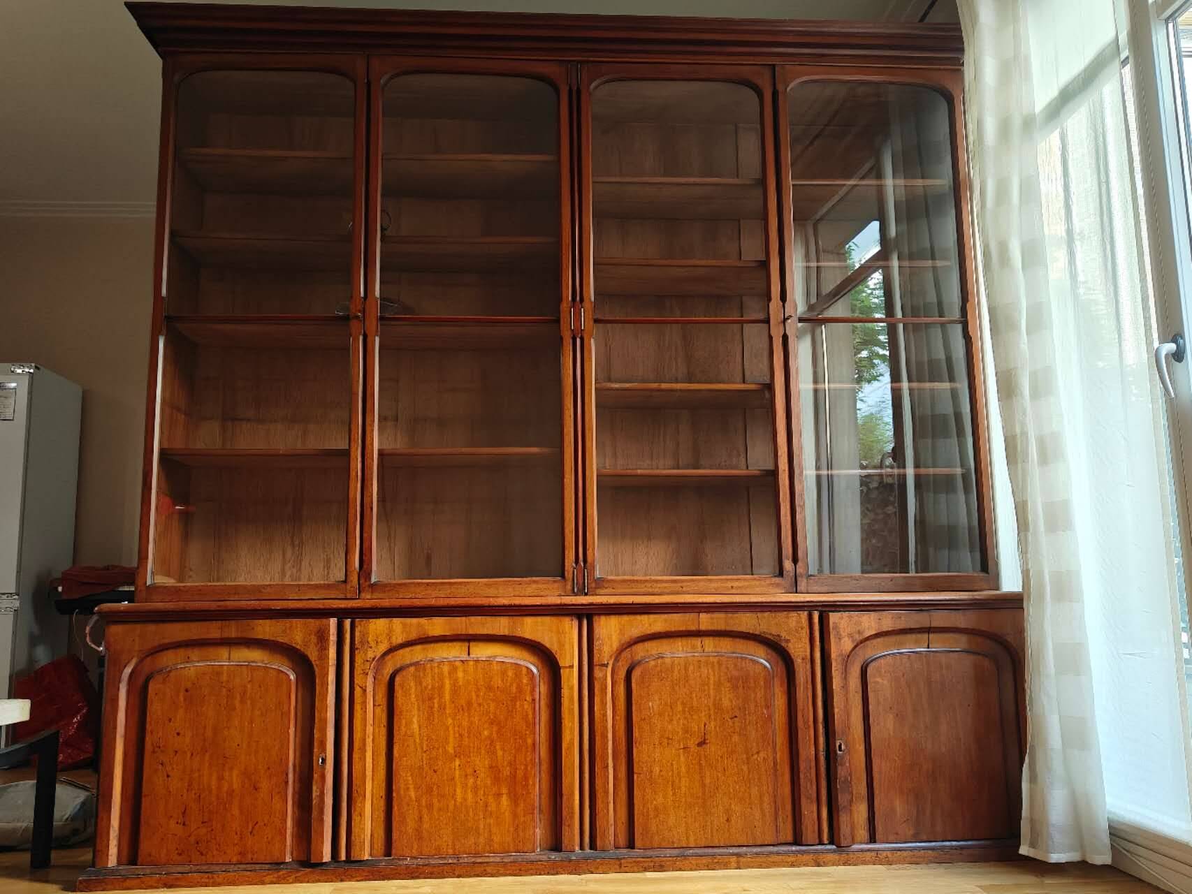 Bibliothèque deux corps vitrée, bois massif, XIXe siècle