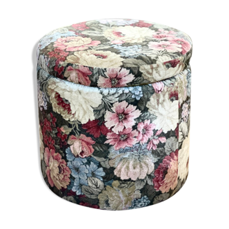 Velvet pouf 1970