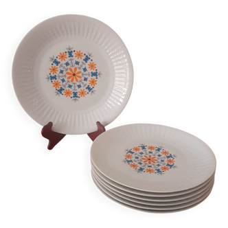 Dinnerware set
