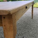Table de drapier en chêne massif doré 230x73cm deux tiroirs