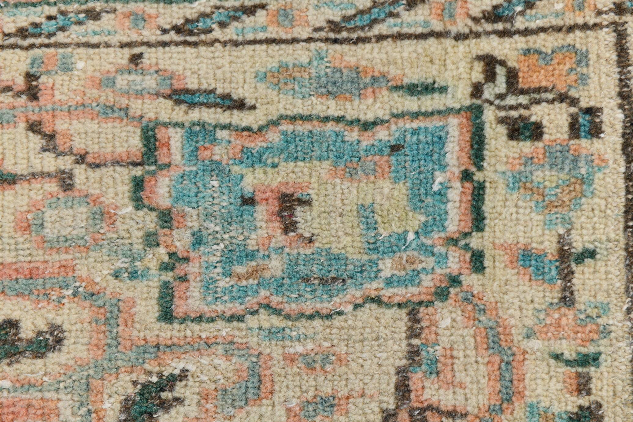 Red & Cream Classic Pattern Vintage Rug, 180x261Cm