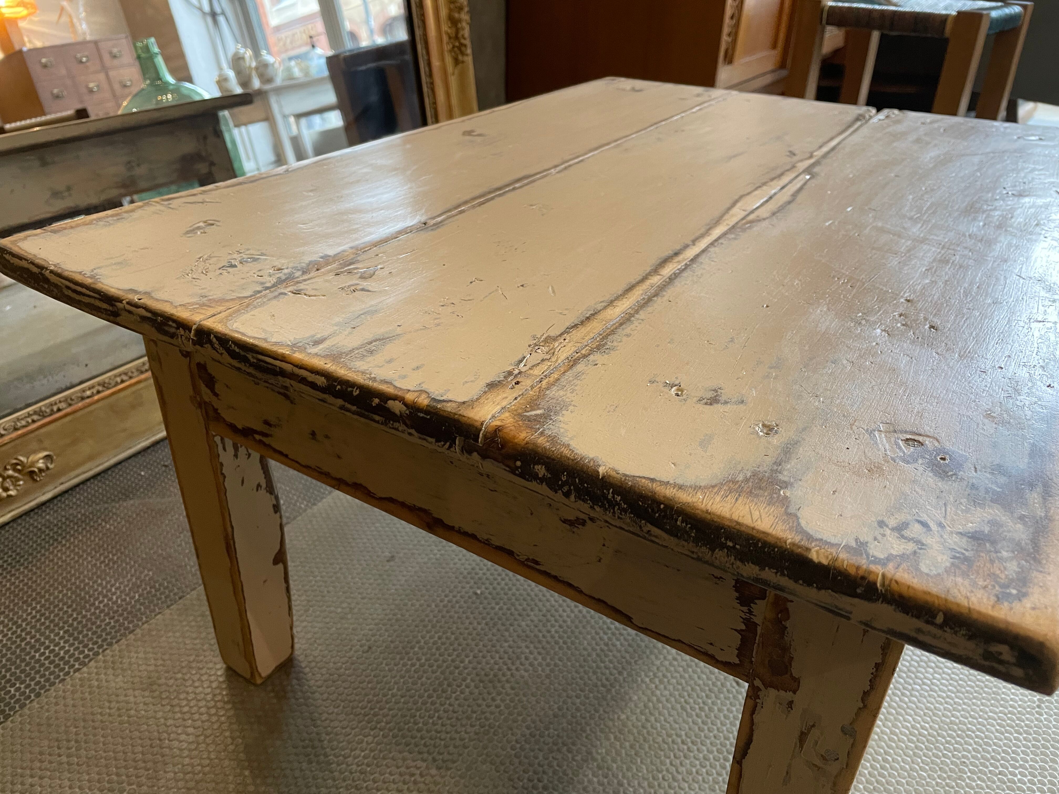 Vintage coffee table