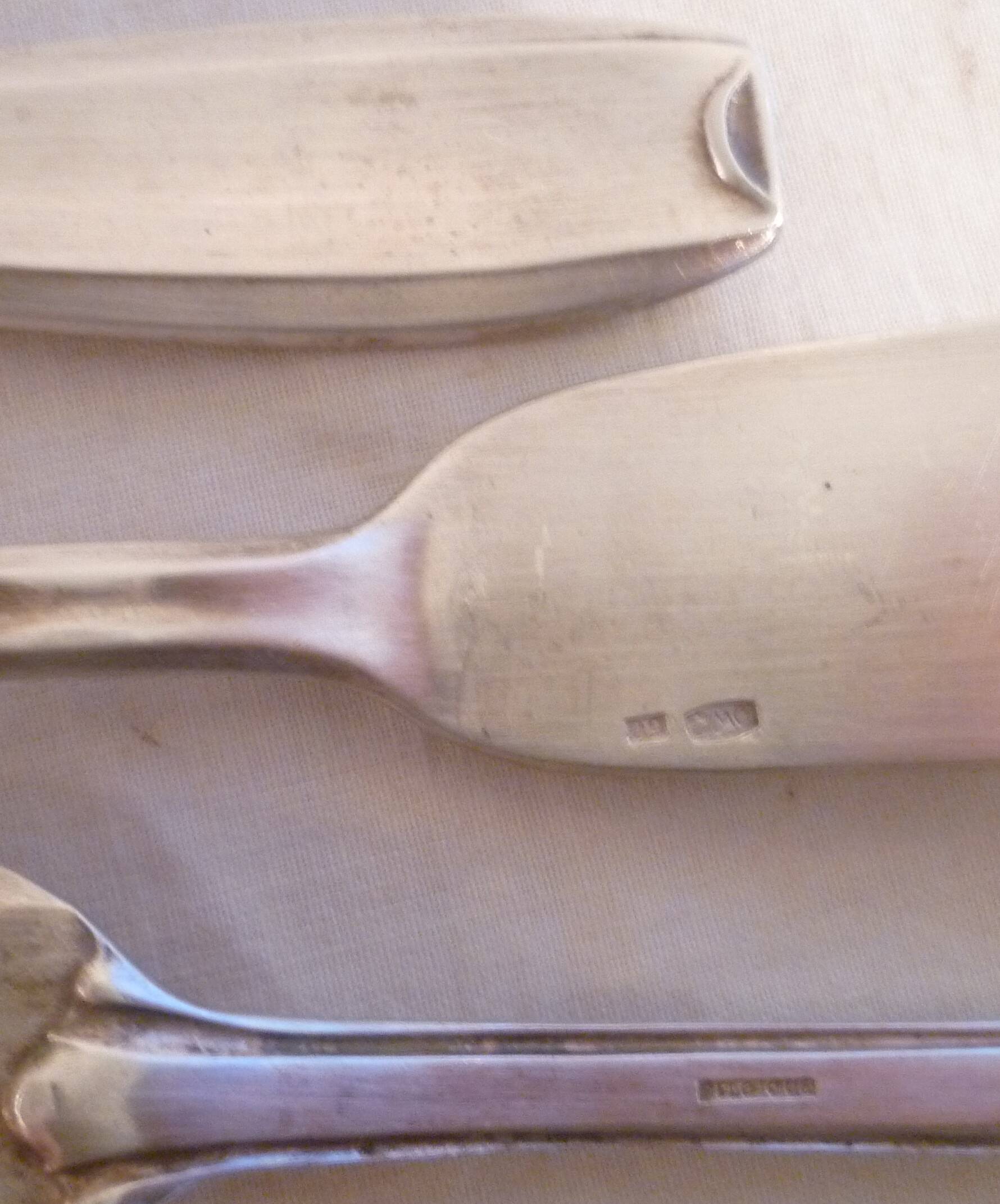 12 fish knives in silver met. hallmark ow belgium design model