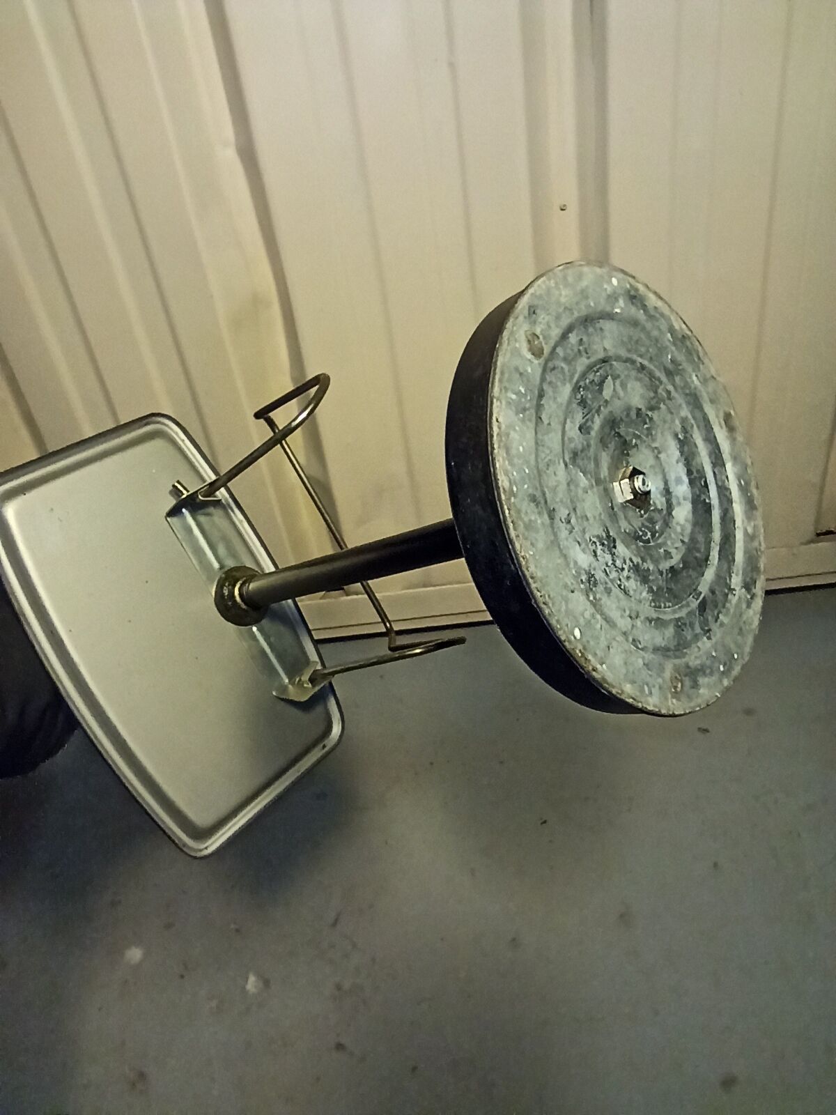 Magazine holders documents on foot ashtray