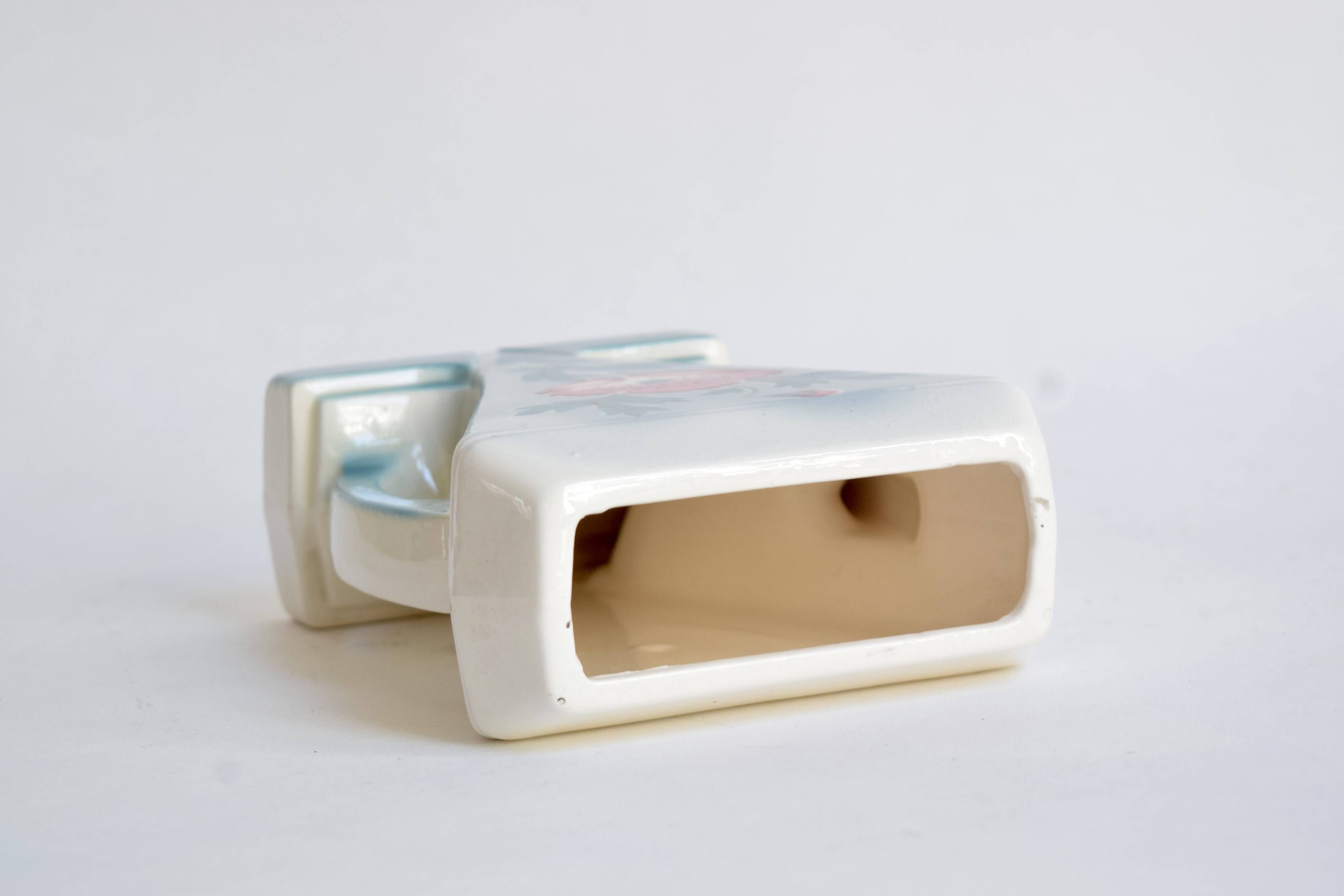 Small Art-Deco vase in glazed ceramic