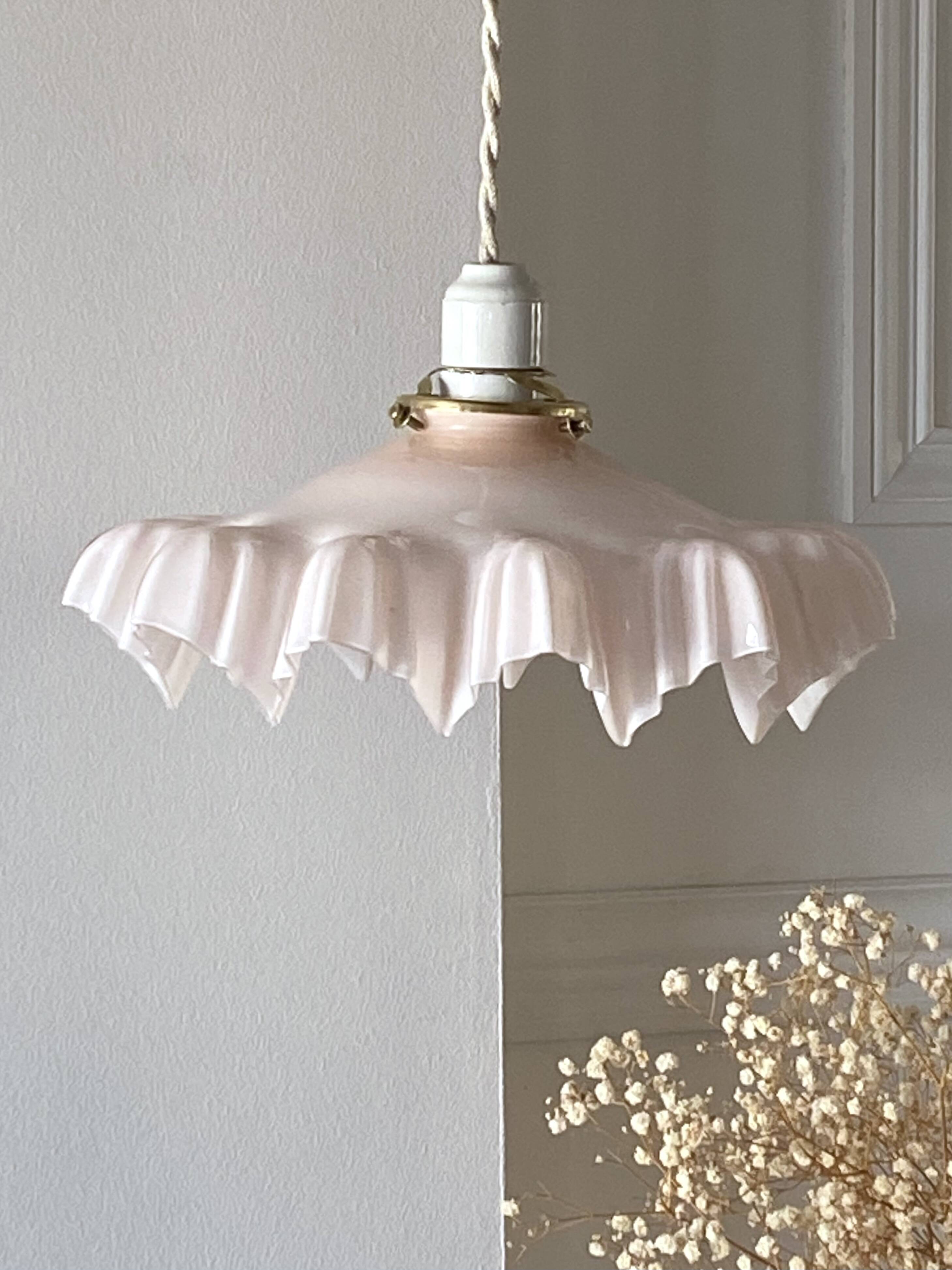 "Frou Frou" suspension