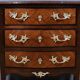 Petite commode en marqueterie, style Louis XV – milieu XIXe