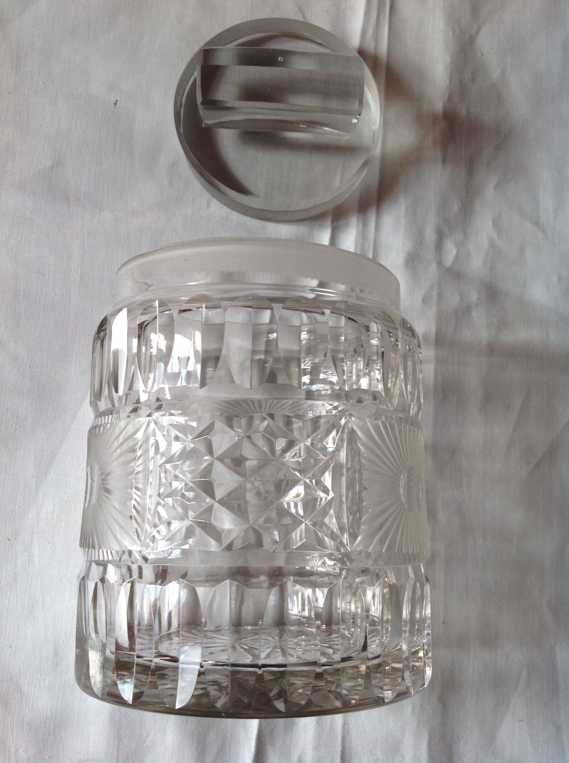 Pot with cut glass lid, 50.00.
