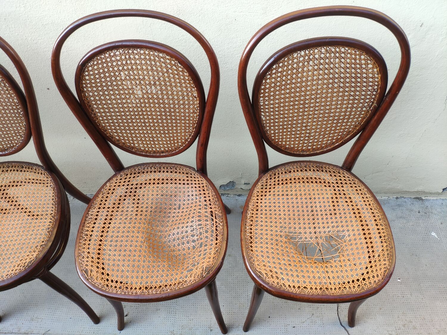 Set of 4 Thonet chairs nr 7 from 1865 ca