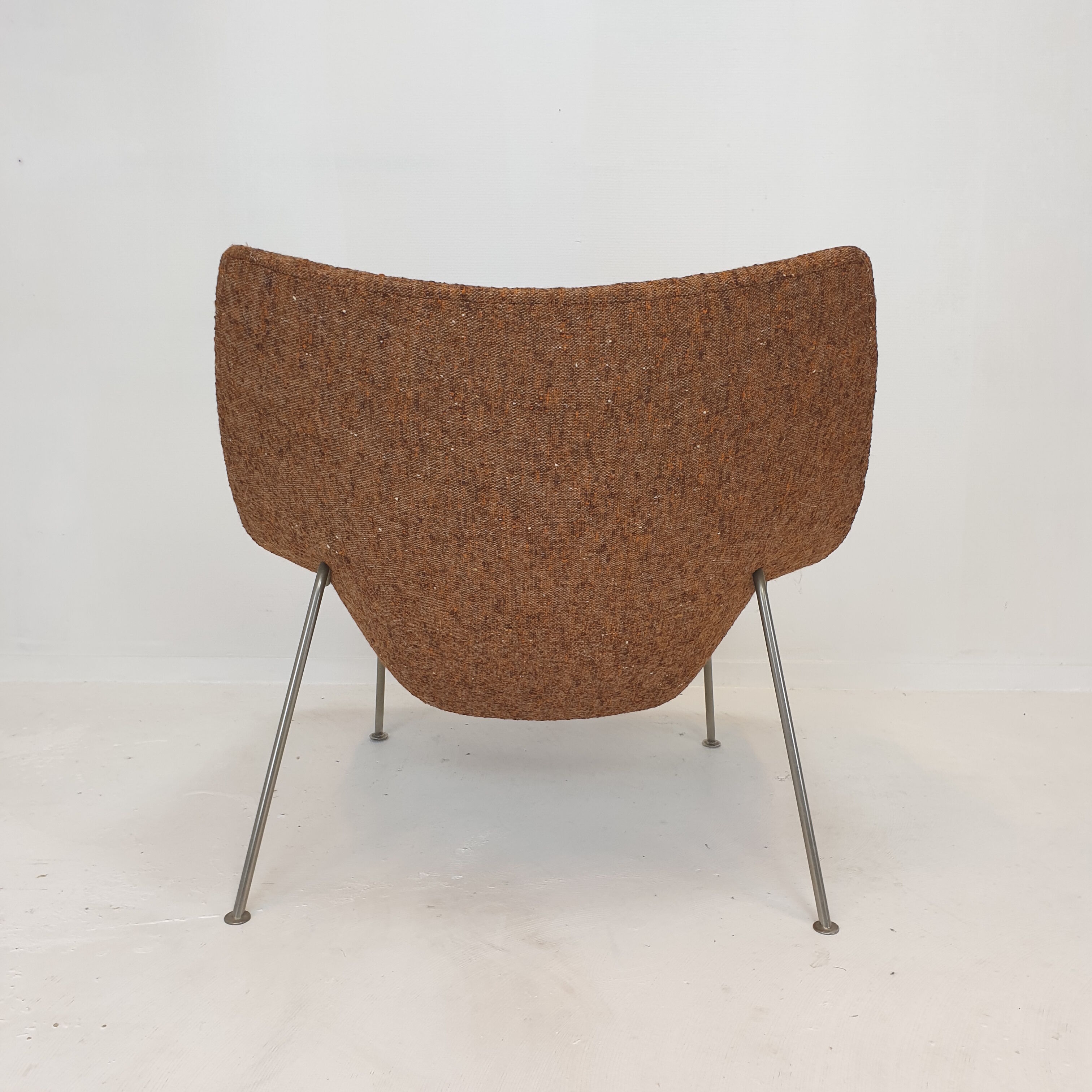 Oyster chairs by Pierre Paulin for Artifort, 1960'