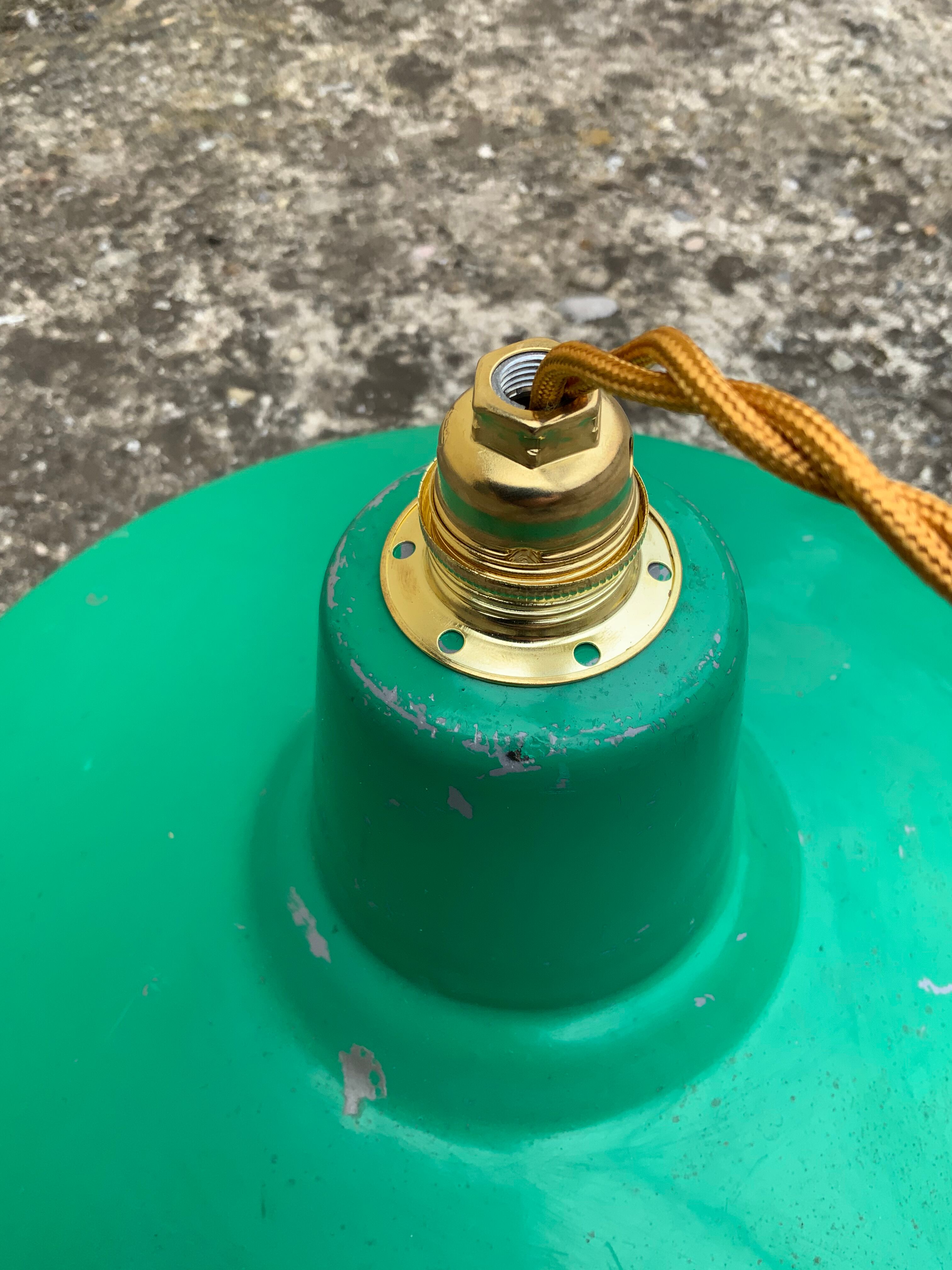 Industrial hanging lamp