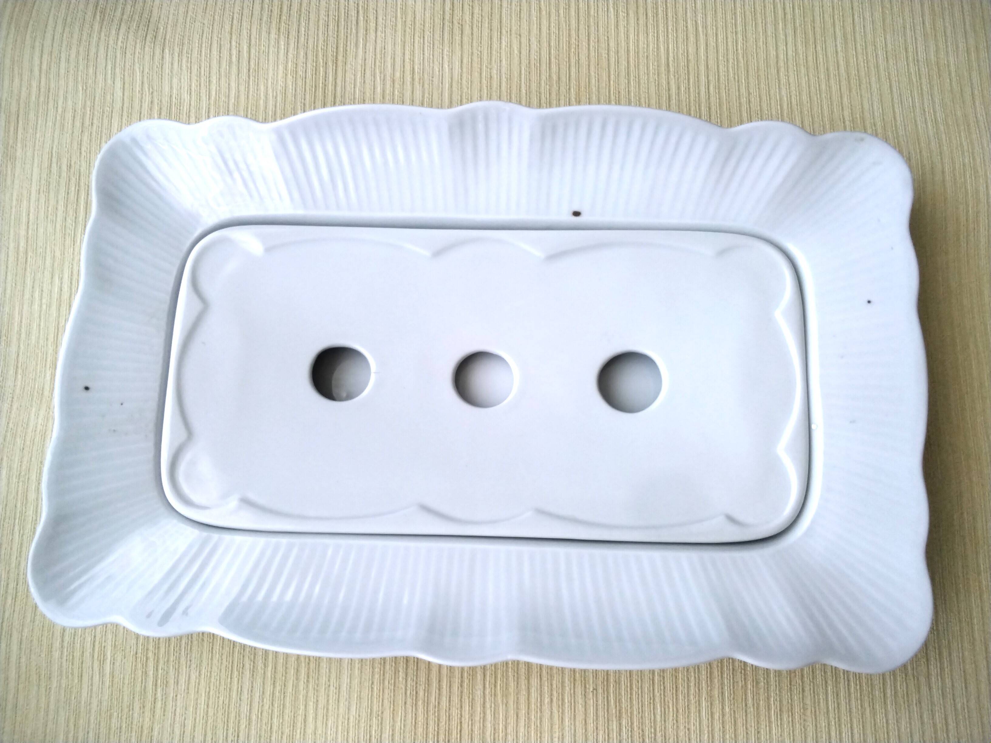 Pillivuyt white porcelain asparagus dish