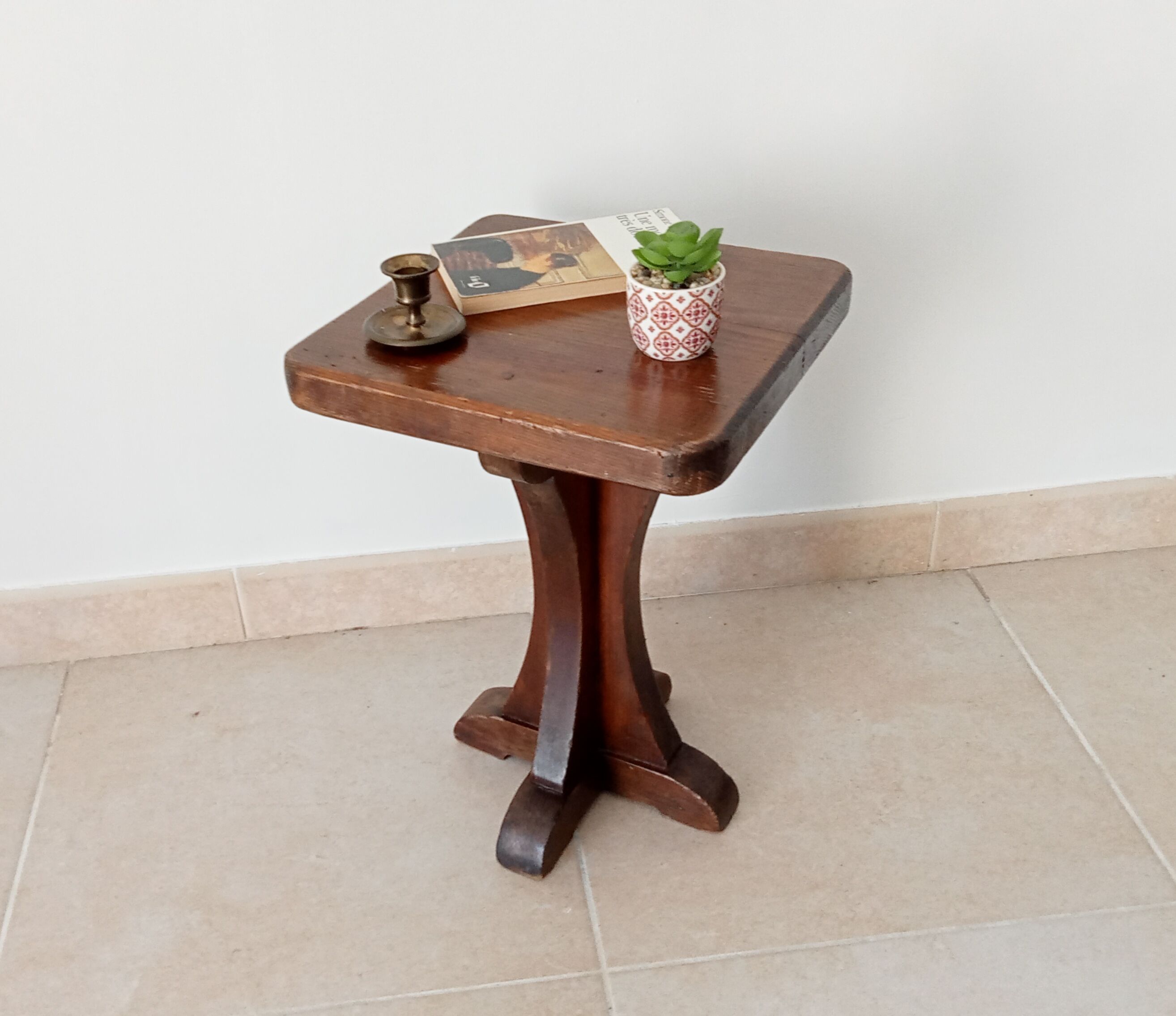 Art Deco side table 60s