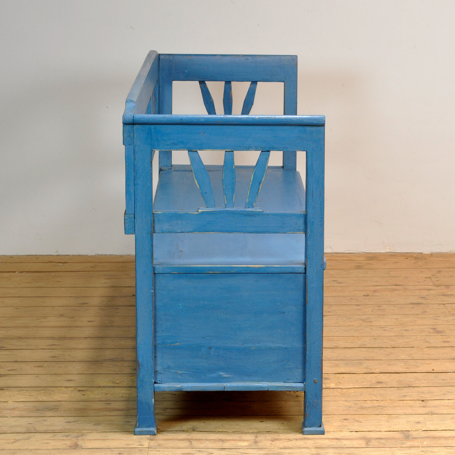 Antique Pine Bench, 1920s