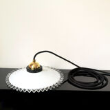Suspension opaline