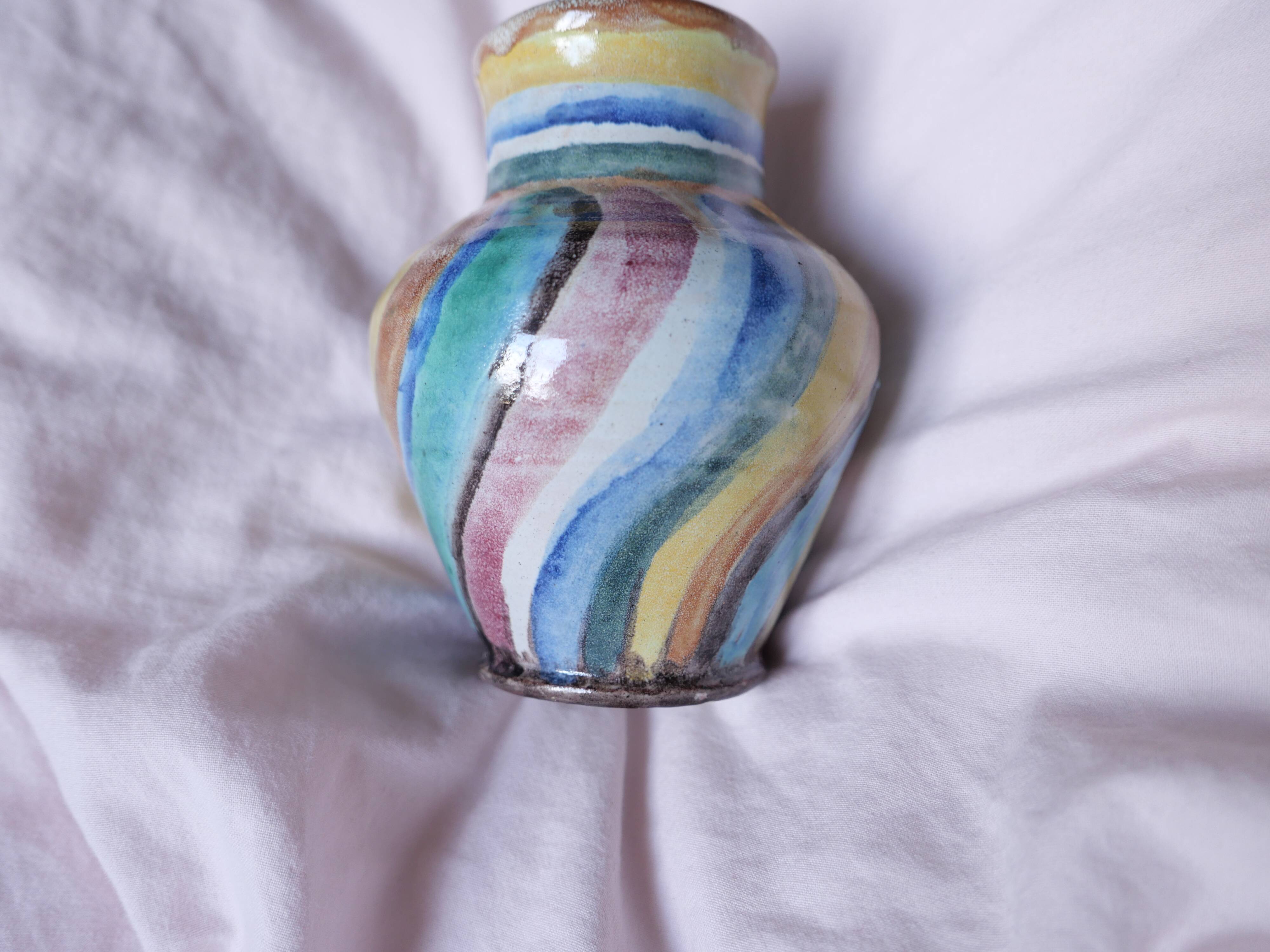 Multicolored vase Montigny sur Loing