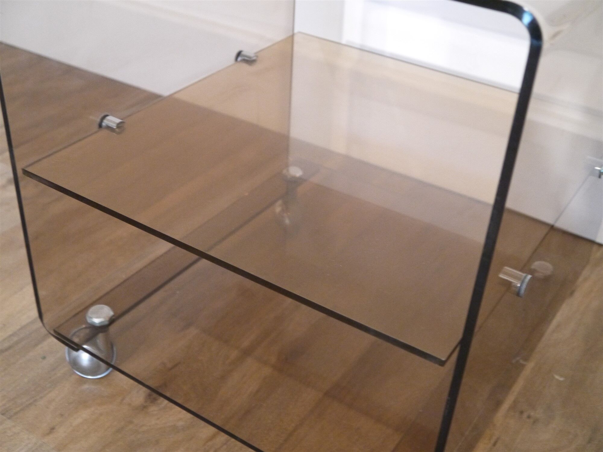 Desserte roulante en altuglas par Michel Dumas pour roche bobois 1970