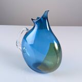 Pichet en verre soufflé à la main unique signé par un artisan du XXe siècle – Bleu vif