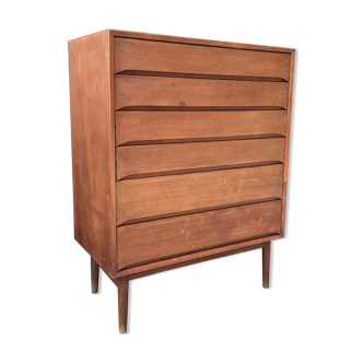 Scandinavian chest of drawers