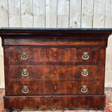 Renaissance period chest of drawers in flamed mahogany veneer