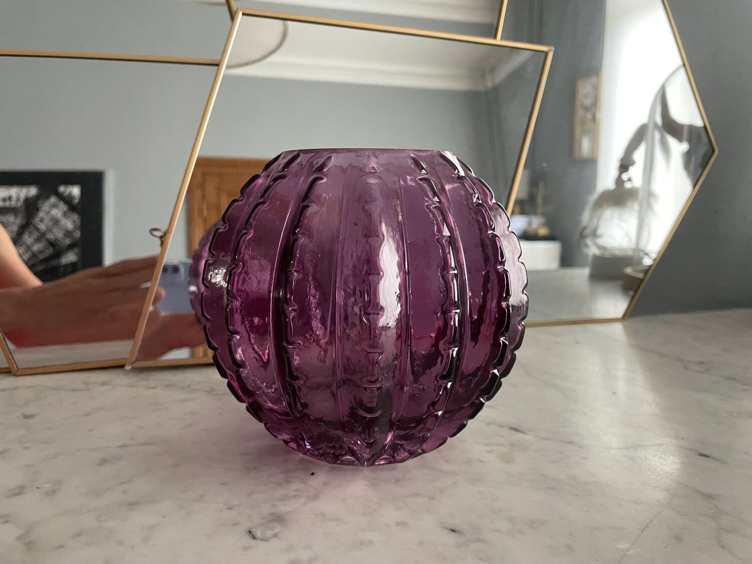 Glass vase