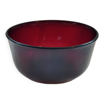 Arcoroc Sierra Ruby salad bowl