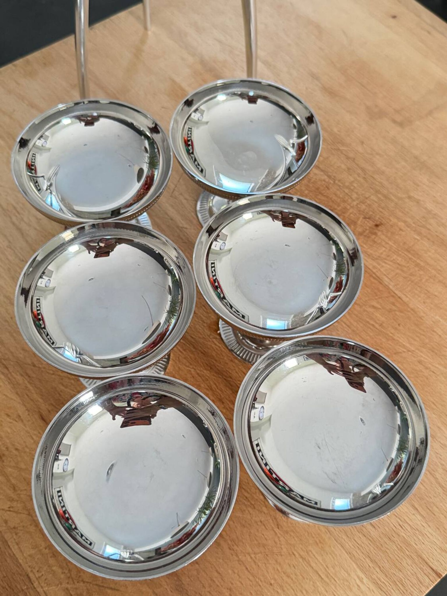 Set of 6 vintage ice cream or cocktail cups in shiny stainless steel.