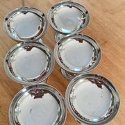 Set of 6 vintage ice cream or cocktail cups in shiny stainless steel.