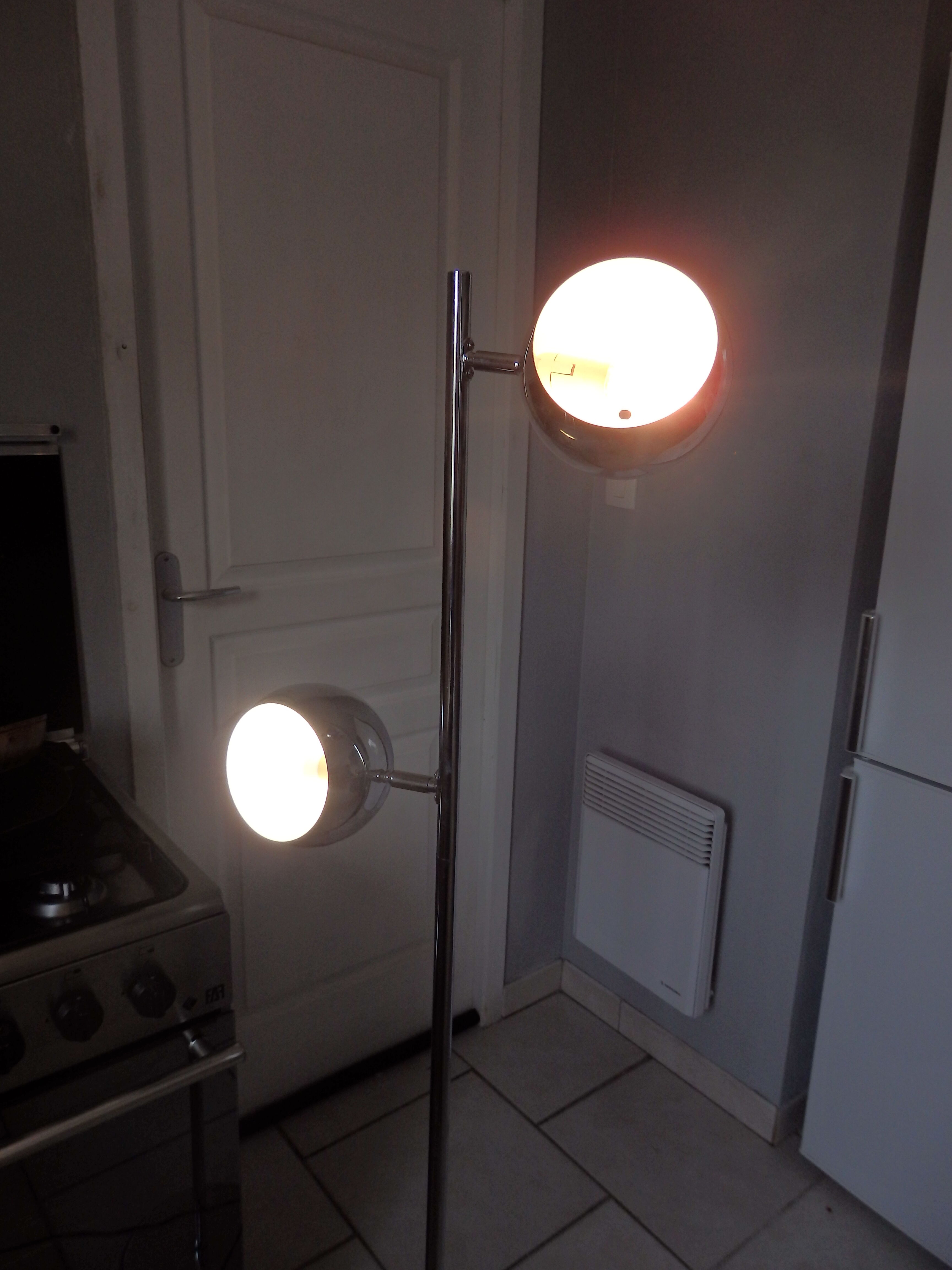 Vintage chrome floor lamp with two adjustable ball spotlights
