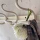 Long porte-manteau en bois courbé blanc