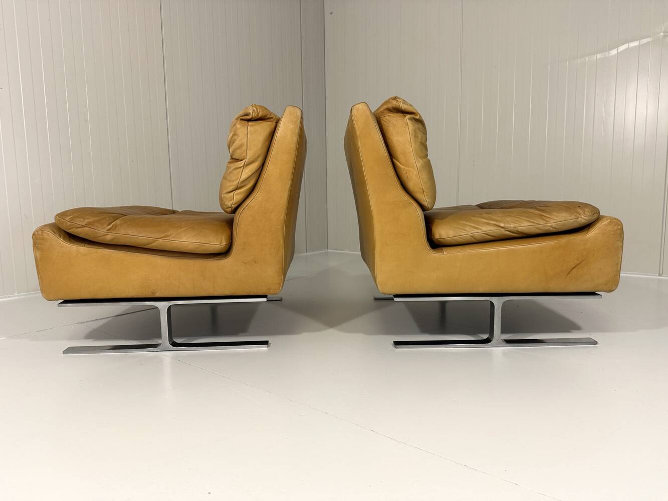 Special lounge chairs chrome & leather 1960’s