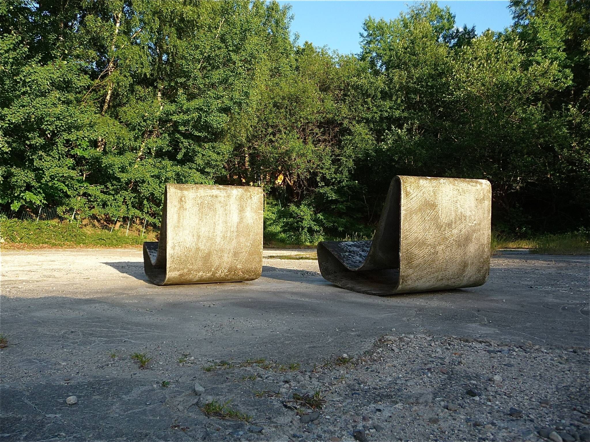 Set of 2 Early Edition Loop Garden Rocking Chairs by Willy Guhl for Eternit AG, Switzerland 1950s