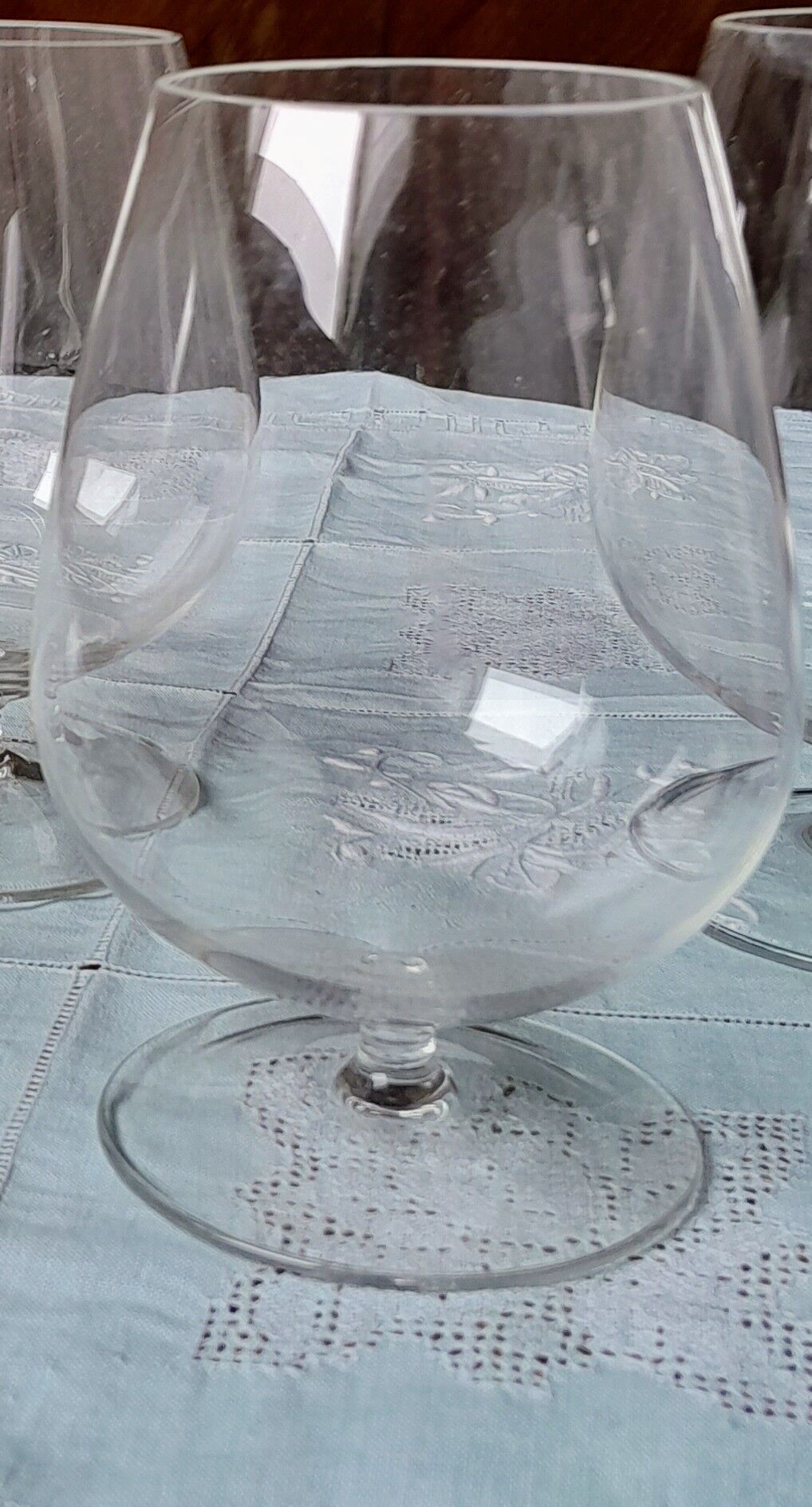 Large crystal cognac balloons