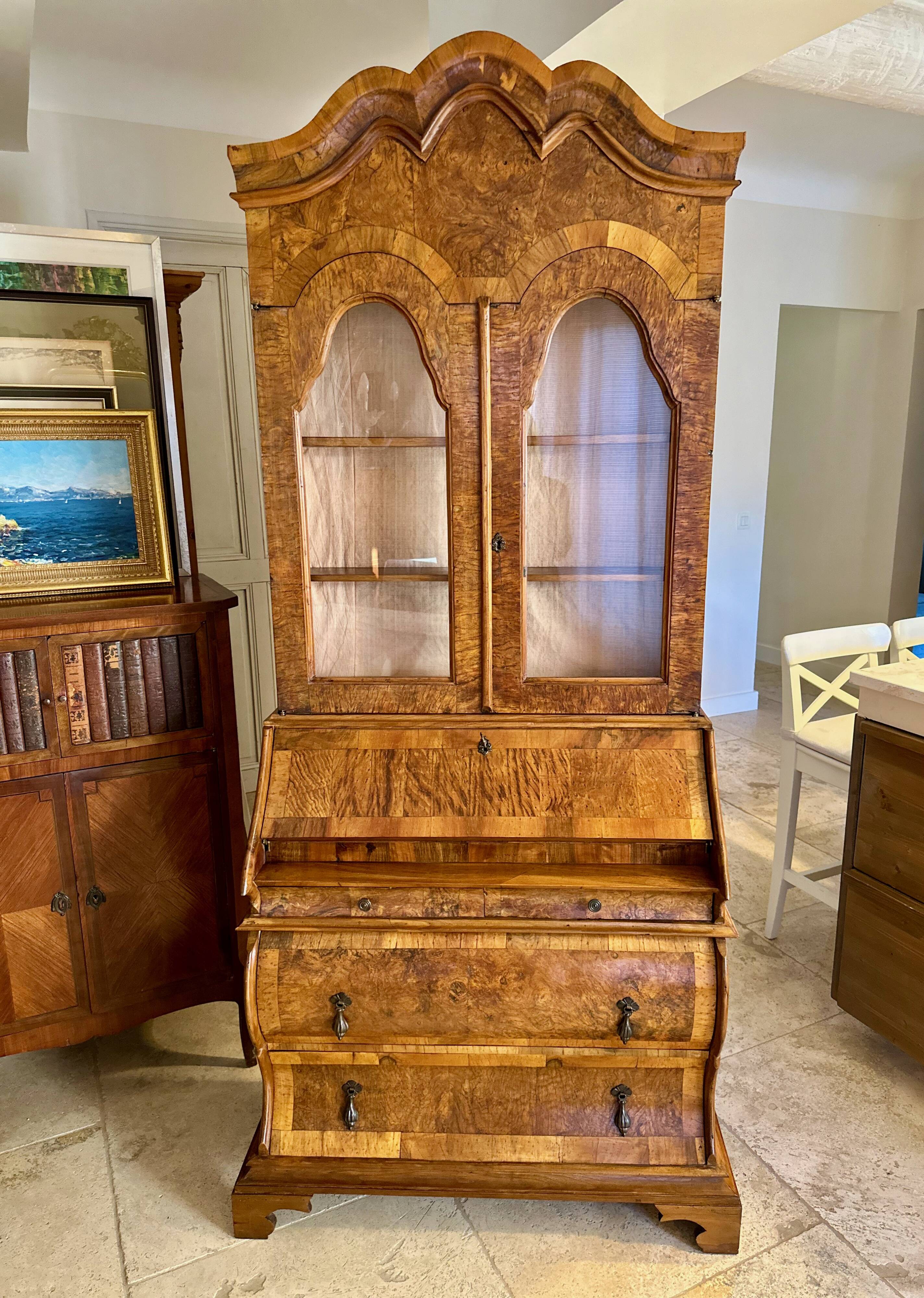 Dutch Scriban, secretary, 19th century, with high window