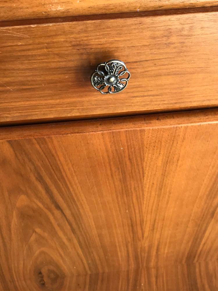 Art deco curvy cabinet