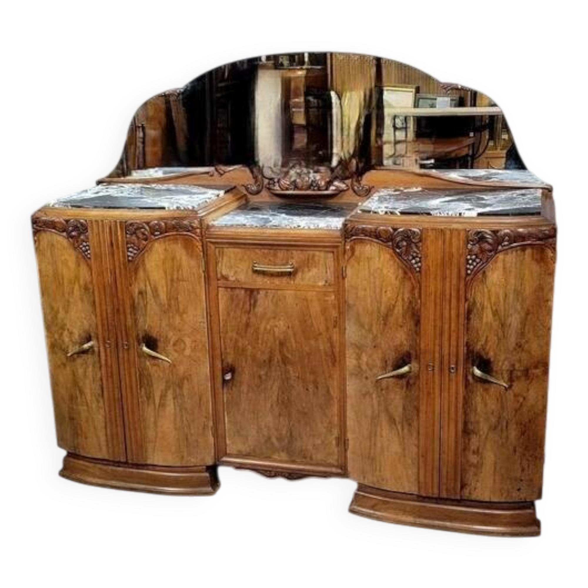 Art Deco period sideboard in blond walnut circa 1940