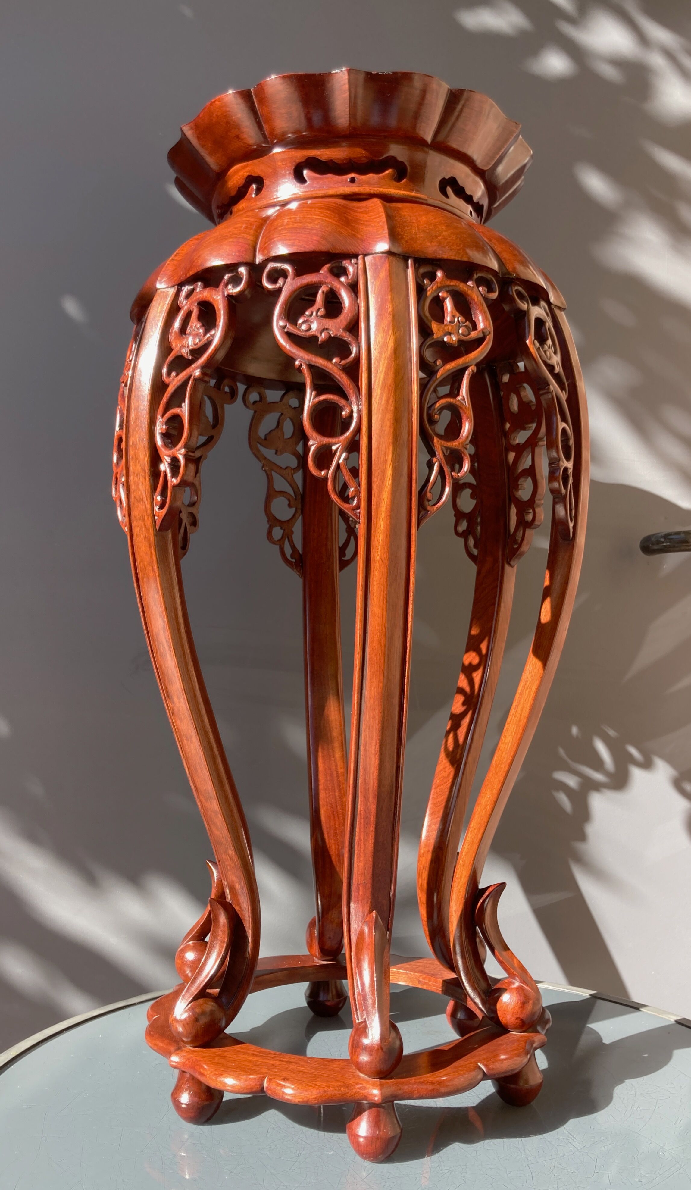 Openwork rosewood gueridon