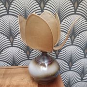 Lampe en céramique, fleur