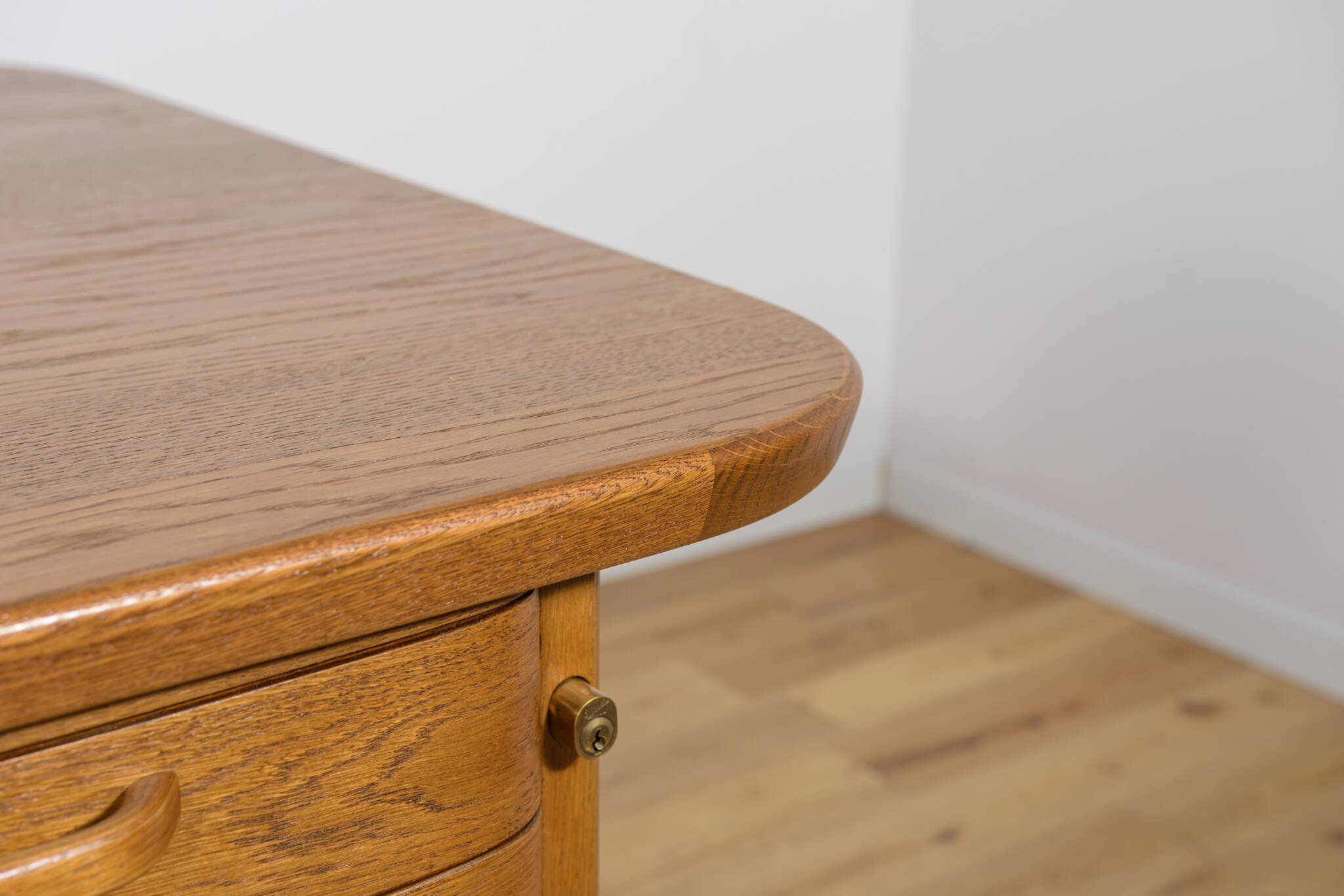Art Deco Oak Freestanding Desk by Gunnar Ericsson for Facit AB Buromöbel
