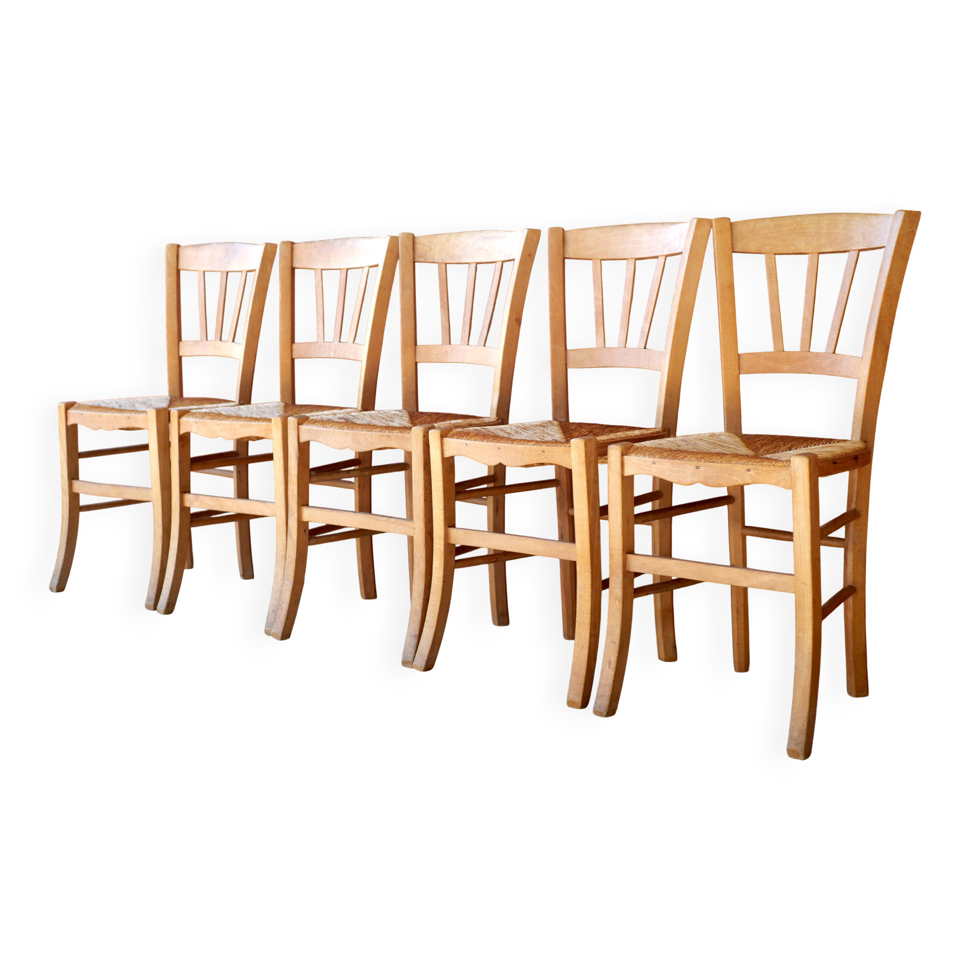 Set of 5 rustic straw chairs